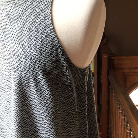 Old Navy blouse - Picture 3 of 7